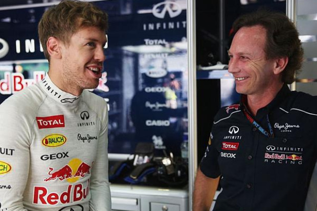 Foto zur News: Bullen außer Rand und Band: Webber zeigte Vettel Stinkefinger