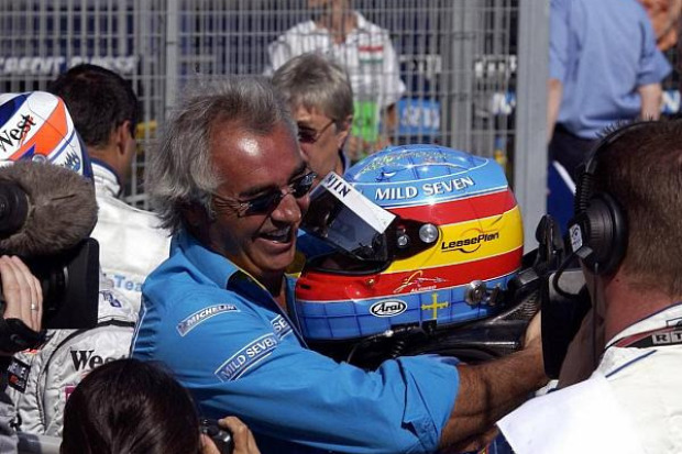 Foto zur News: Die Formel 1 und ihre Finanzen: Briatore in Sorge