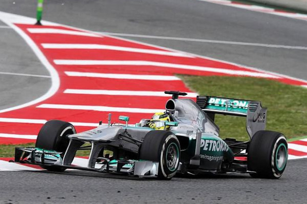 Foto zur News: Rosberg: "Wir müssen den Ball flach halten"