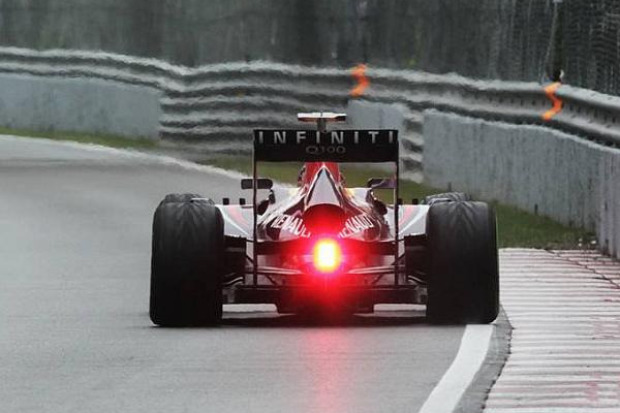 Foto zur News: Vettel: "Am liebsten würde ich die Nordschleife fahren"