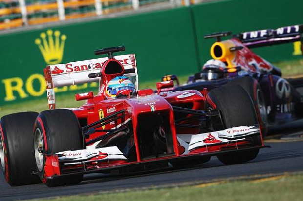 Foto zur News: Alonso gratuliert artig und will Vettel den Geburtstag vermiesen