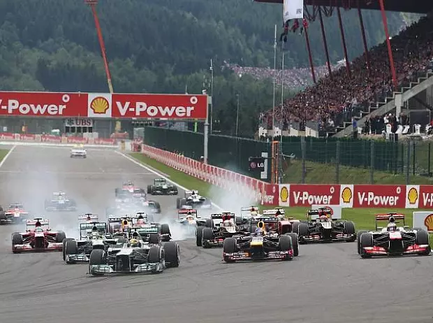 Foto zur News: Vettel souverän: Lockerer Sieg in Spa-Francorchamps