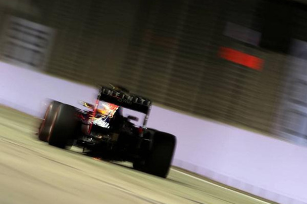 Foto zur News: Singapur: Rosberg lässt Polesetter Vettel zittern
