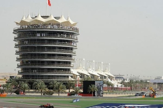 Foto zur News: Bahrain bereit für das erste Nachtrennen