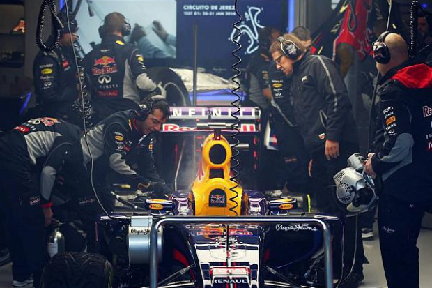 Foto zur News: Red Bull: Technische Probleme nicht so dramatisch wie 2014