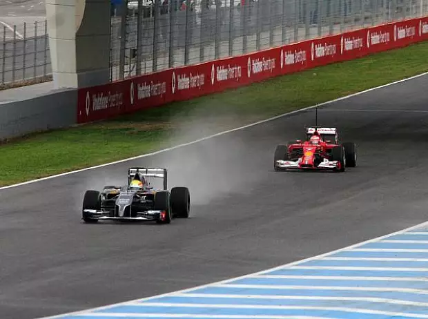 Foto zur News: Zweiter Tag in Jerez: Vettel reist vorzeitig ab