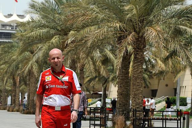 Foto zur News: Ferrari entdeckt gerade den F14 T