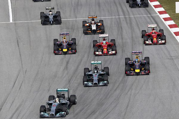 Foto zur News: Vettel chancenlos: Mercedes-Doppelsieg in Malaysia
