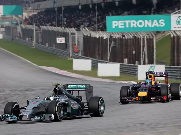 Foto zur News: Vettel chancenlos: Mercedes-Doppelsieg in Malaysia