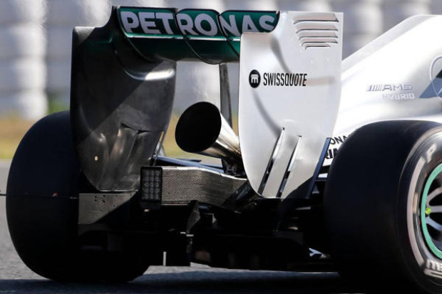 Foto zur News: Mercedes' "Megafon-Auspuff": Nur heiße Luft