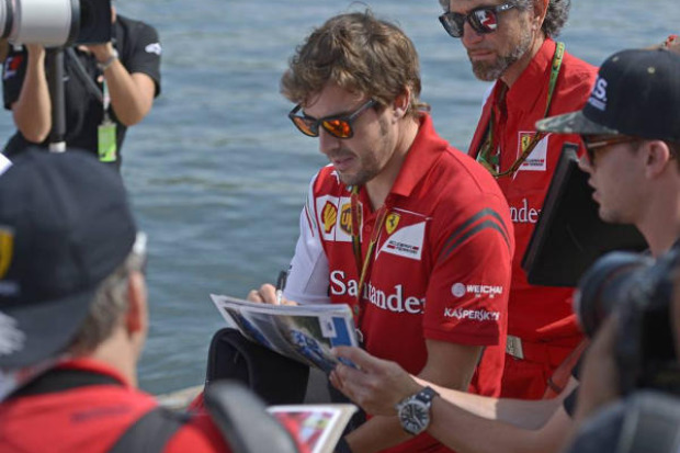 Foto zur News: "Größere Probleme als Siege": Ferrari schlemmt Magerkost