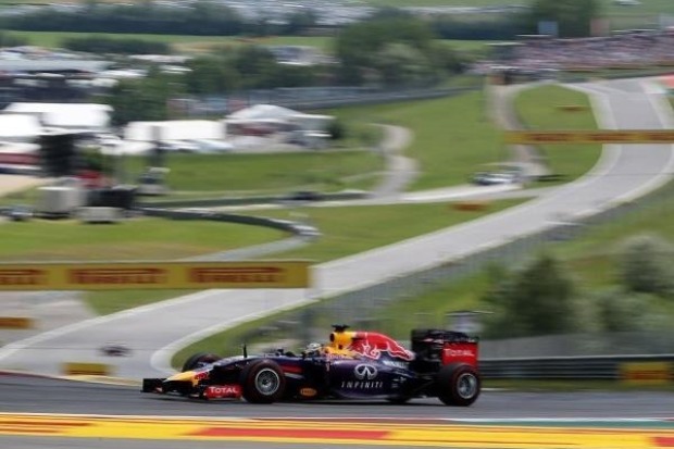 Foto zur News: Vettel: "Heute hätten wir einen Hellseher gebraucht"