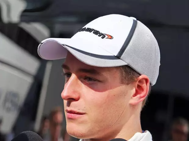 Foto zur News: Vandoorne: "Auto hat generell mehr Abtrieb"