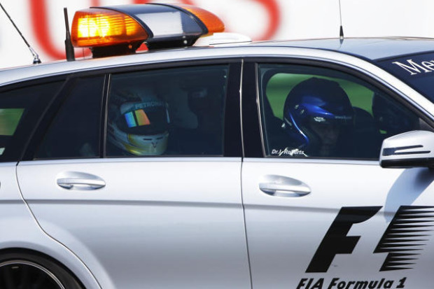 Foto zur News: Bremsdefekt: Mercedes wechselt Ausrüster