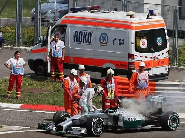 Foto zur News: Wolff: Würde ein Podium von Hamilton nicht ausschließen