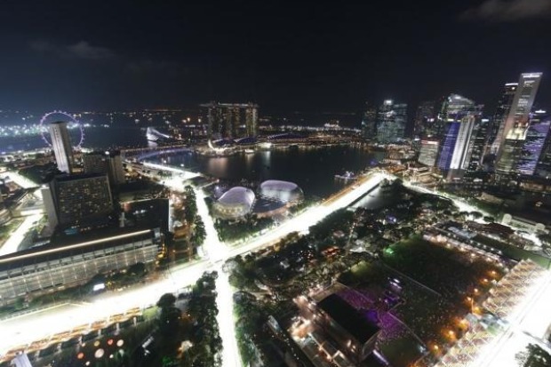 Foto zur News: Pirelli und der Druck: In Singapur alles im grünen Bereich?