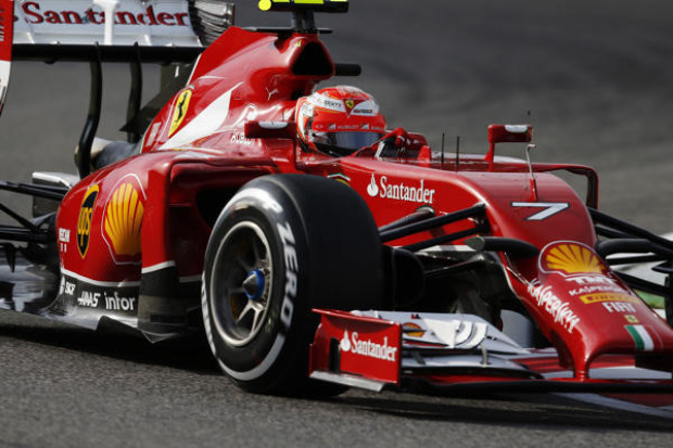 Foto zur News: Ferrari: Alonso auf Startplatz fünf, aber keinen interessiert's
