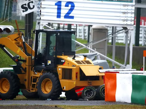 Foto zur News: FIA hält Beweisvideos zurück: Will man Bianchi schützen?