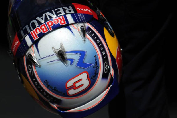 Foto zur News: Ricciardo: "Es bricht mir das Herz"