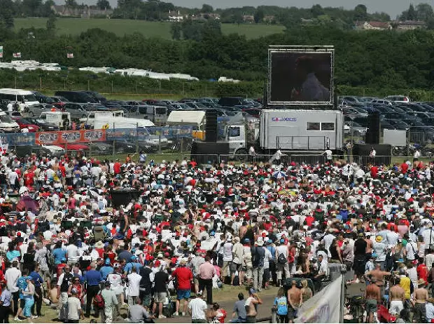 Foto zur News: Willkommen im "Home of British Motor Racing"