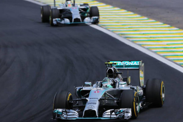 Foto zur News: Hamilton: "Ich war deutlich schneller als Nico"