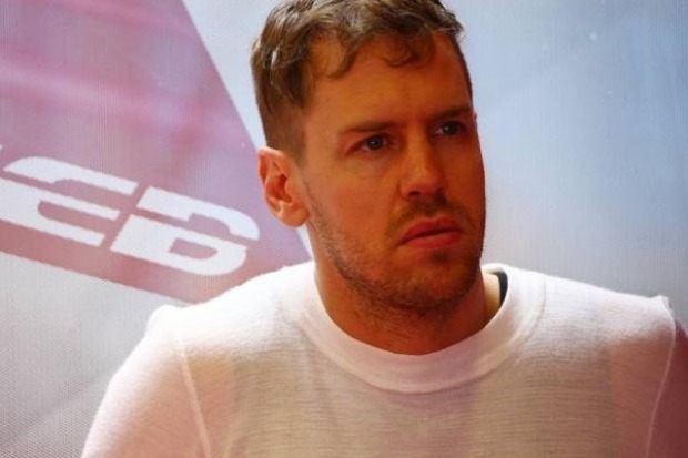 Foto zur News: Sebastian Vettel: "Podestplatz muss unser Ziel sein"