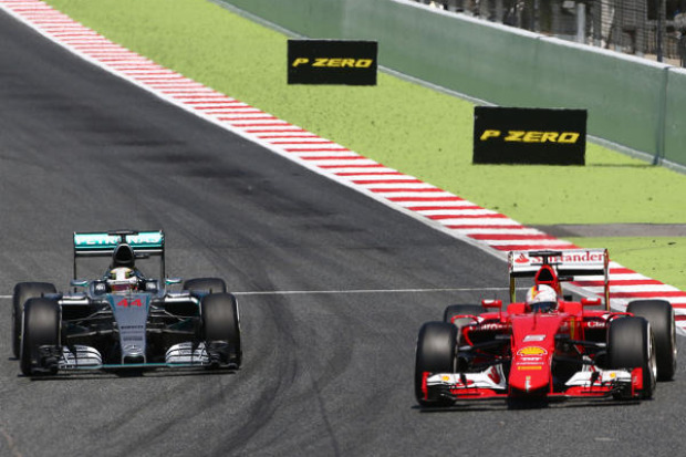 Foto zur News: Vettel wieder hinter Silber: "Konnten ihre Pace nicht mitgehen"
