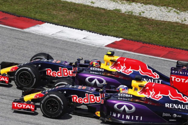 Foto zur News: Mark Webber: Daniel Ricciardo muss bald Entscheidung treffen