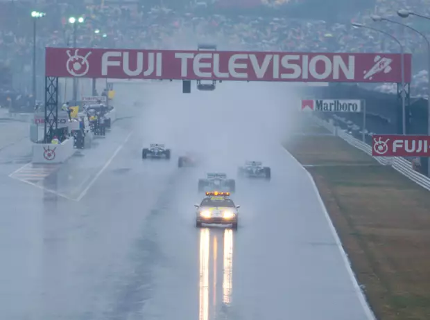 Foto zur News: 1994: Ein Japan-Grand-Prix für die Ewigkeit