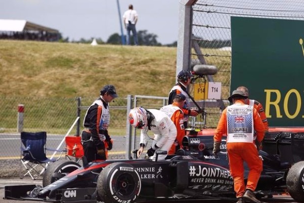 Foto zur News: Alonso glaubt: Funksprüche haben Honda geholfen