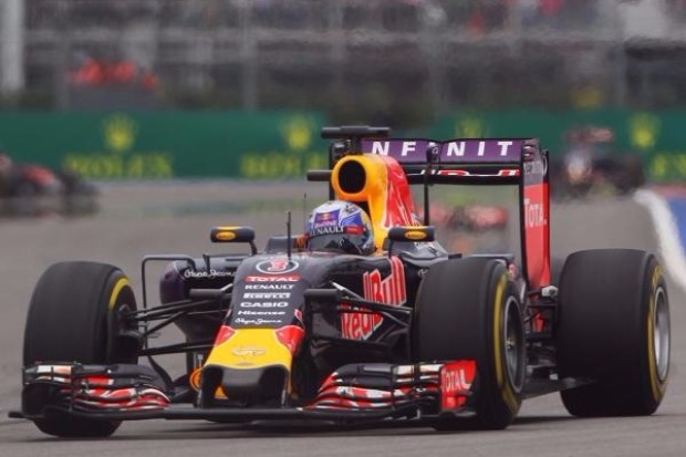 Foto zur News: Red Bull sendet Friedenssignale in Richtung Renault
