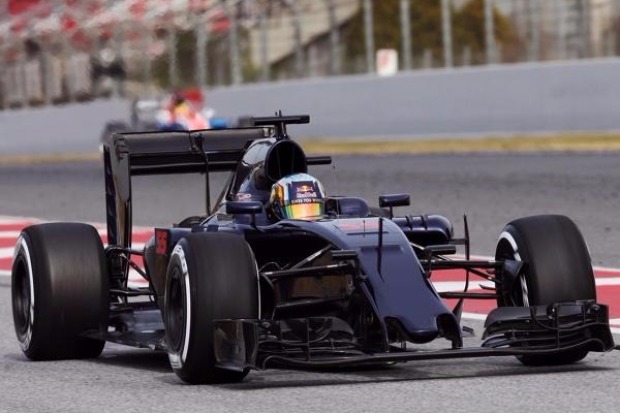 Foto zur News: Toro Rosso überzeugt: STR11-Ferrari wie ein Uhrwerk