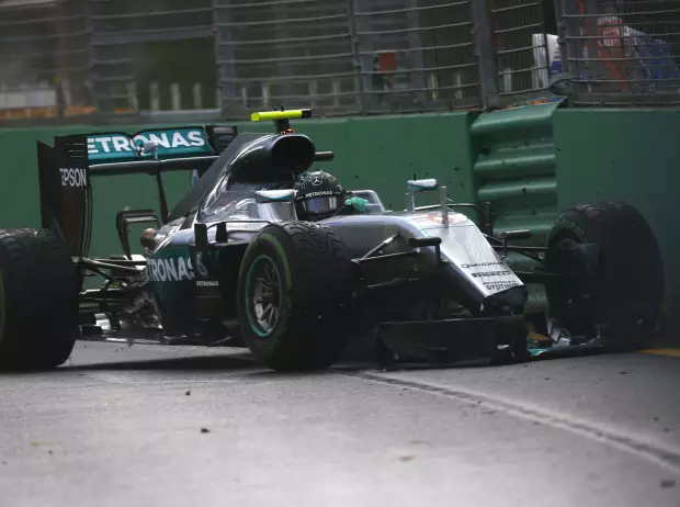 Foto zur News: Angst vor Rosberg-Schicksal: Tee trinken statt Gummi geben