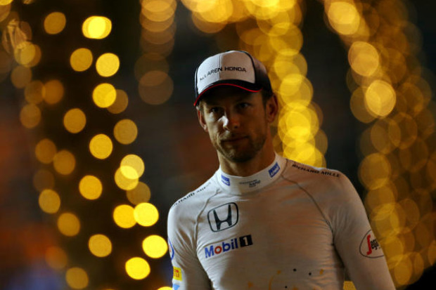 Foto zur News: McLaren: Rookie Stoffel Vandoorne schlägt Jenson Button