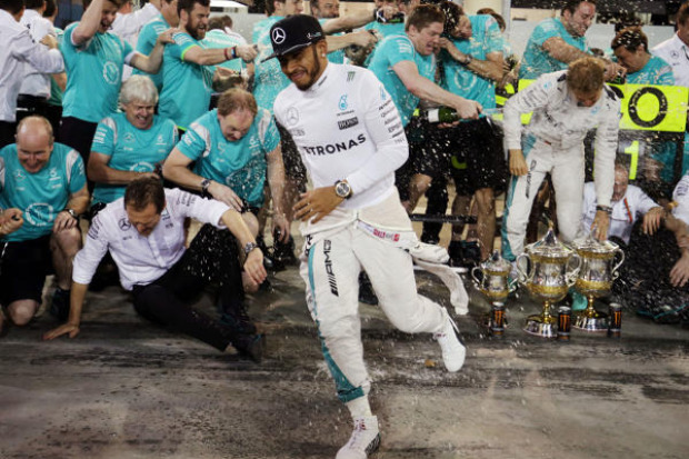 Foto zur News: Mercedes: Rosberg auf Titelkurs - auch dank Rowdy Bottas