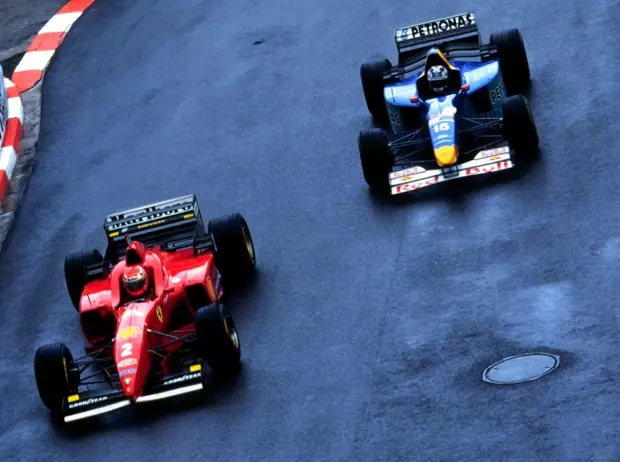 Foto zur News: Monaco-Grand-Prix 1996: Panis erlebt sein "blaues Wunder"