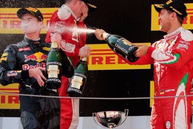 Max Verstappen, Sebastian Vettel, Kimi Räikkönen, Champagner Max Verstappen, Sebastian Vettel, Kimi Räikkönen, Champagner