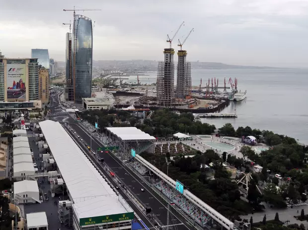 Foto zur News: Baku verspricht Safety-Car-Phasen: Fluch oder Segen?