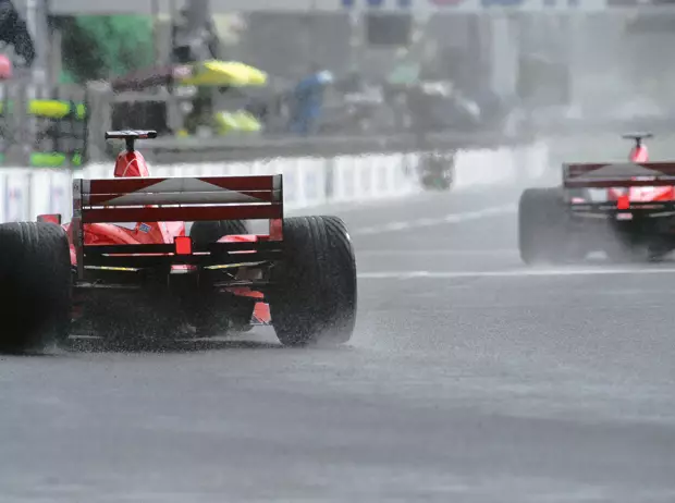 Foto zur News: Drink mit Eddie Irvine: Wie Ferrari die WM 1999 verschenkt hat