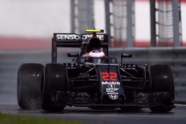 Foto zur News: Startreihe zwei für McLaren! Button will es nur genießen