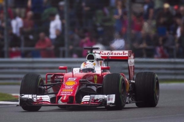 Foto zur News: Ferrari als dritte Kraft: Die Roten dauerhaft als graue Maus?