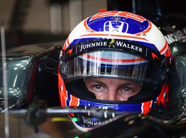 Foto zur News: McLaren: Nur Jenson Button feiert das Honda-Update