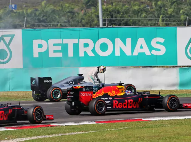 Foto zur News: Ende der Durststrecke: Ricciardo jubelt über lange fälligen Sieg