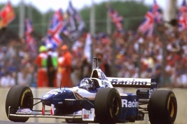 Foto zur News: Vor 20 Jahren: Red-Bull-Trick macht Damon Hill zum Champion