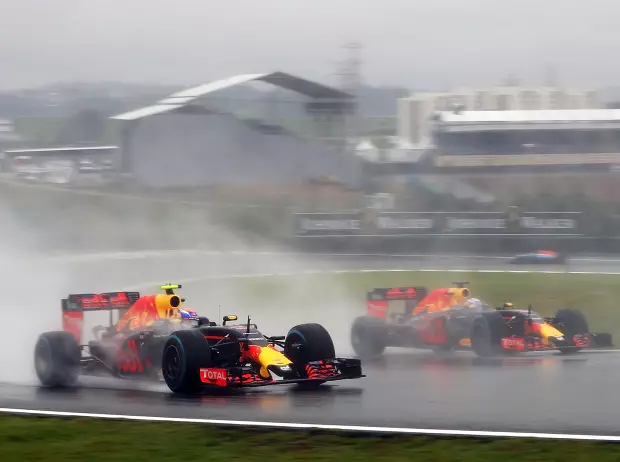 Foto zur News: "Magic Max": Verstappen verschiebt die Grenzen der Physik