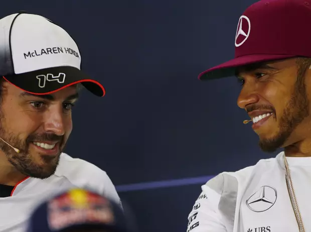 Foto zur News: Lewis Hamilton hofft auf Comeback von Jenson Button