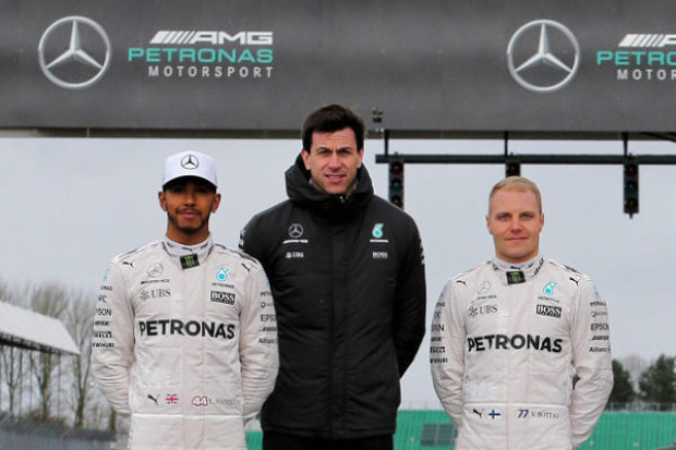 Lewis Hamilton, Toto Wolff, Valtteri Bottas Lewis Hamilton, Toto Wolff, Valtteri Bottas