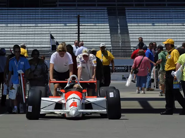 Foto zur News: Fernando Alonso: Ich bin "viel normaler" als Ayrton Senna