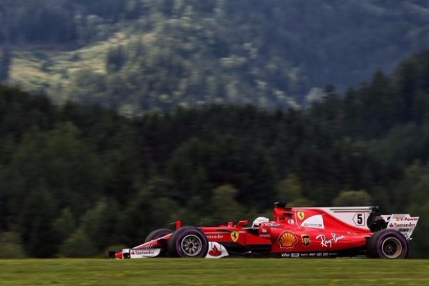 Foto zur News: Vettel: Wo Ferrari schwächelt und wieso der Sieg "machbar" ist