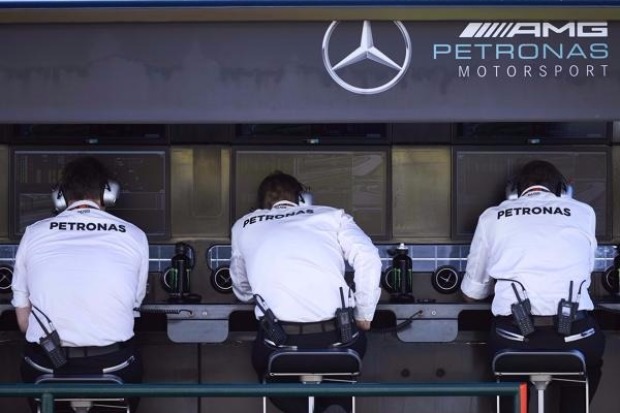 Mercedes-Kommandostand
